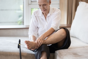 5 Foot Care Tips for Seniors