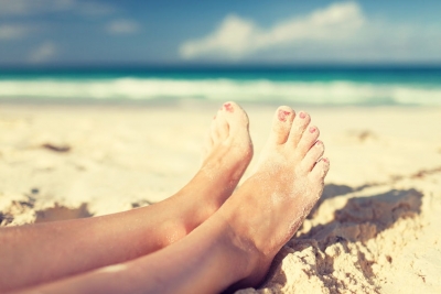 5 Ways to Take Care of Your Feet When Traveling
